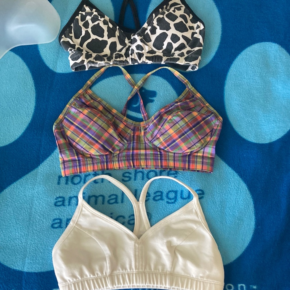 3 Medium Vintage CARUSHKA Bras: 2 Suzette’s & 1 Racerback (Lot of 3)